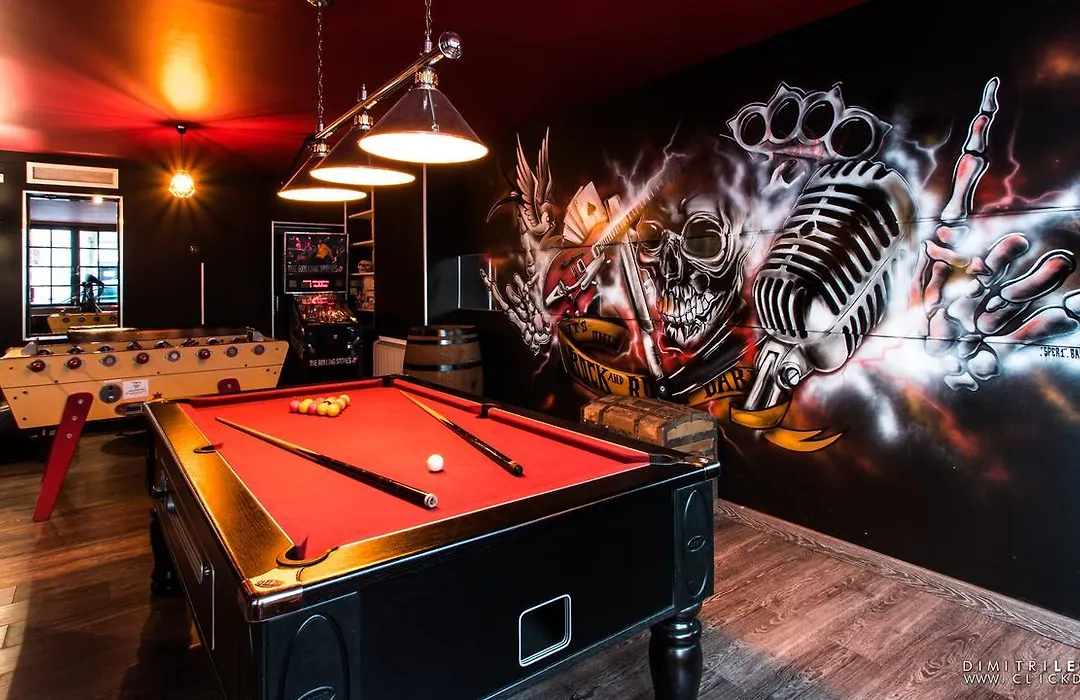 Hotel Jolly Roger-1